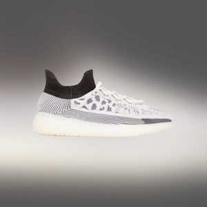 Brand new in box slate white Yeezys 350
